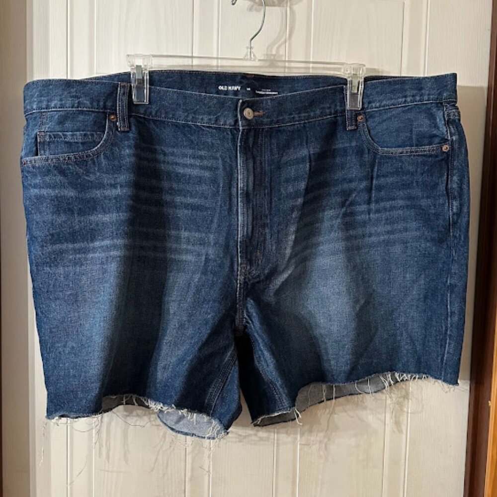 {Plus Size} NWOT Old Navy Slouchy Straight Shorts~ High Rise~ Size 26 (G24)